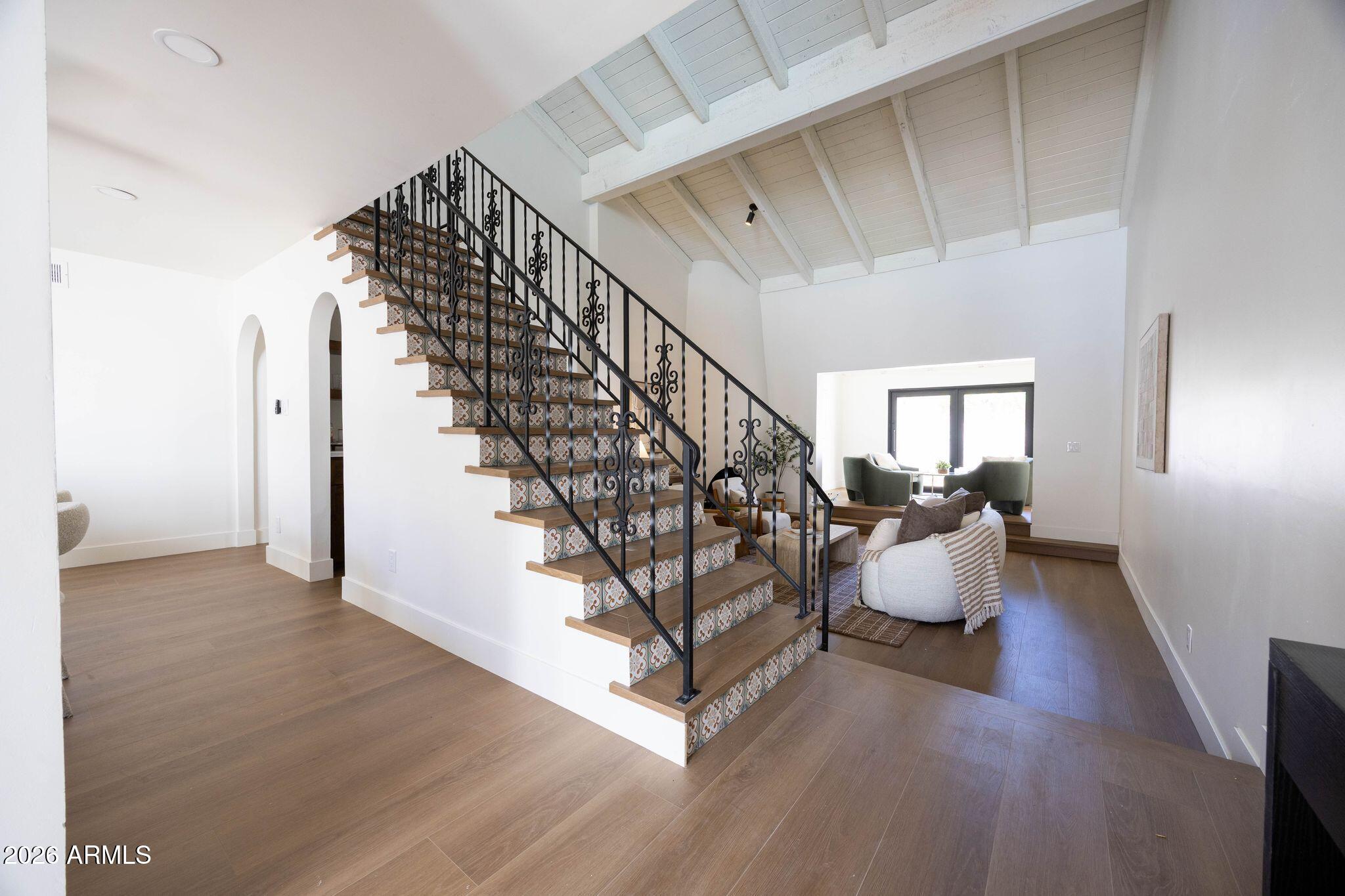 77 E Missouri Avenue 64