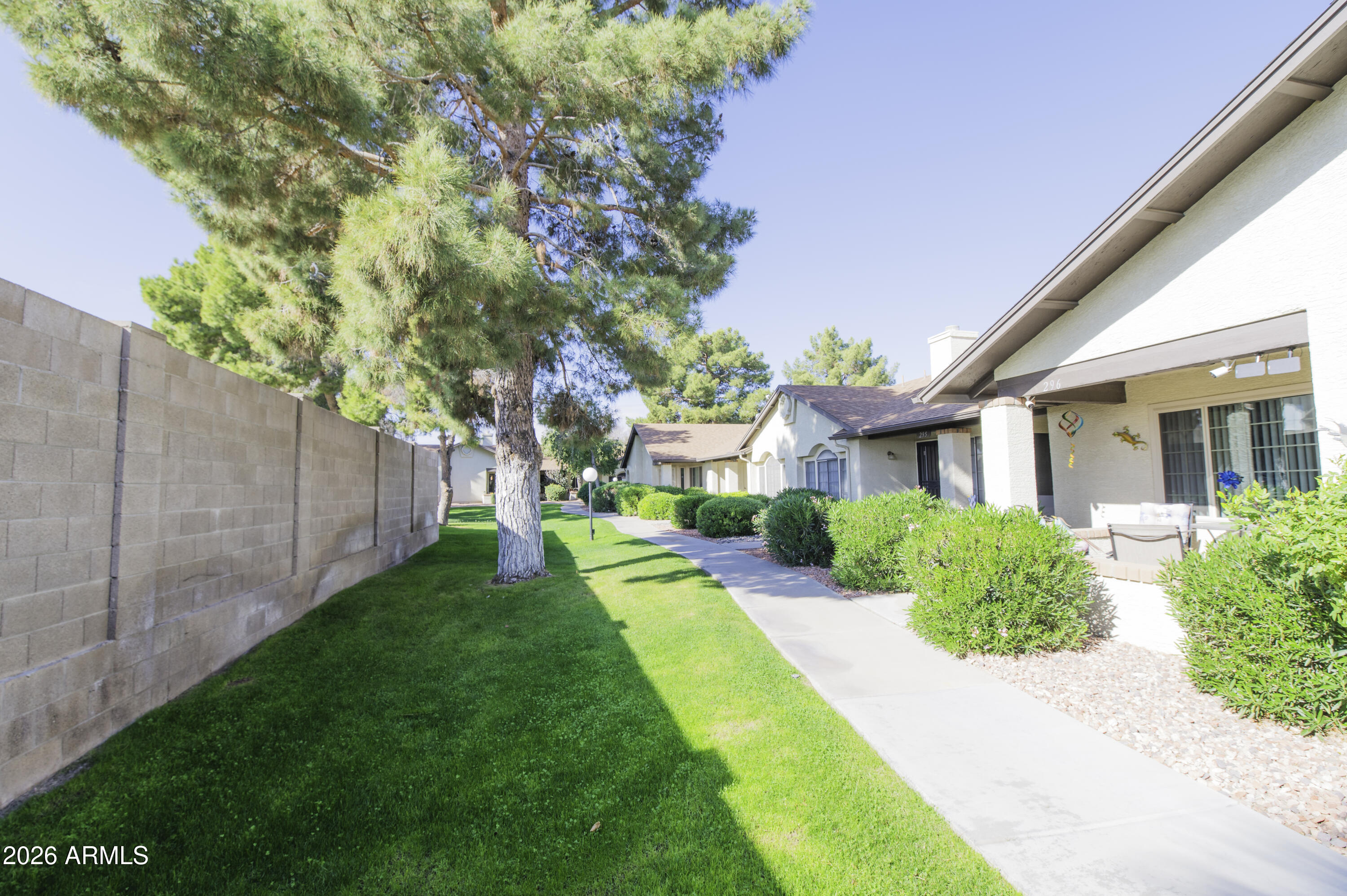 COUNTRY MEADOWS CONDOMINIUMS UNIT 3 AMD - Residential