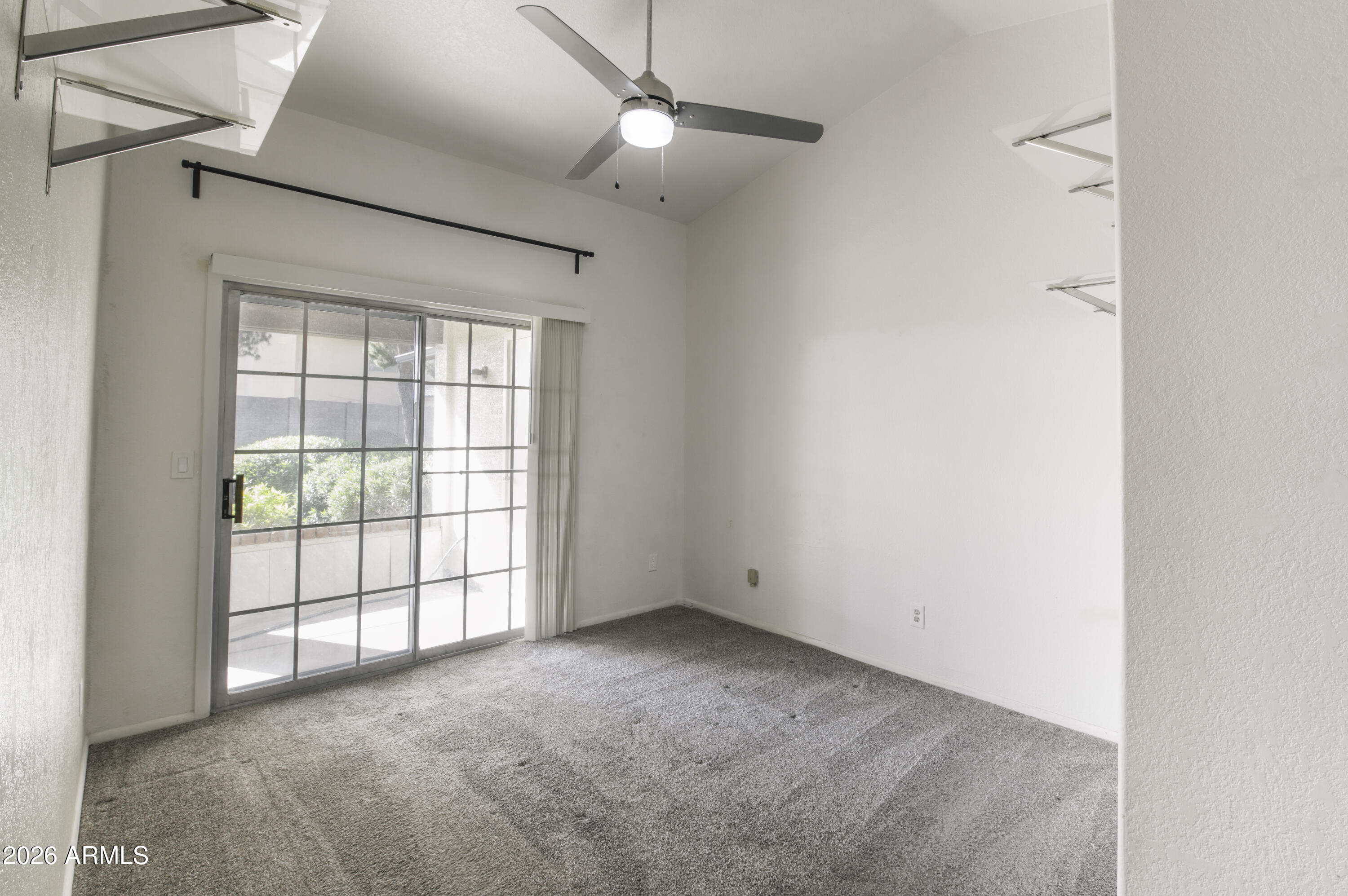 COUNTRY MEADOWS CONDOMINIUMS UNIT 3 AMD - Residential