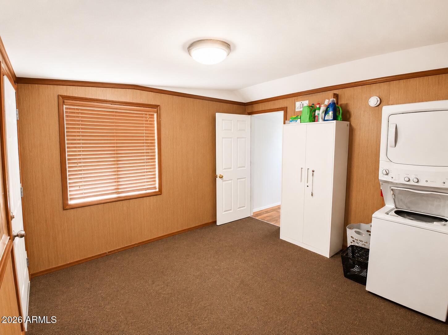 STRAWBERRY KNOLLS - Residential