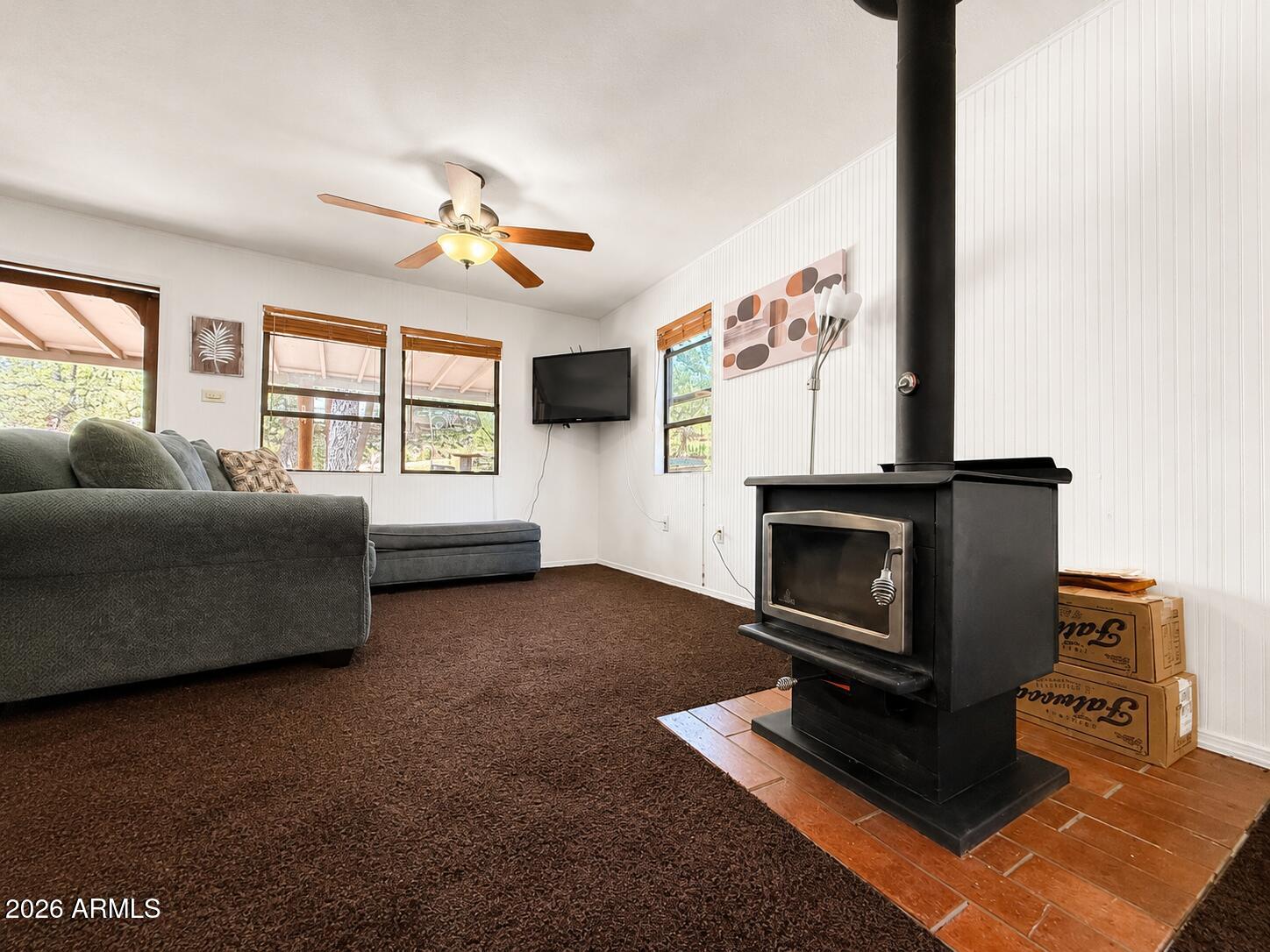 STRAWBERRY KNOLLS - Residential