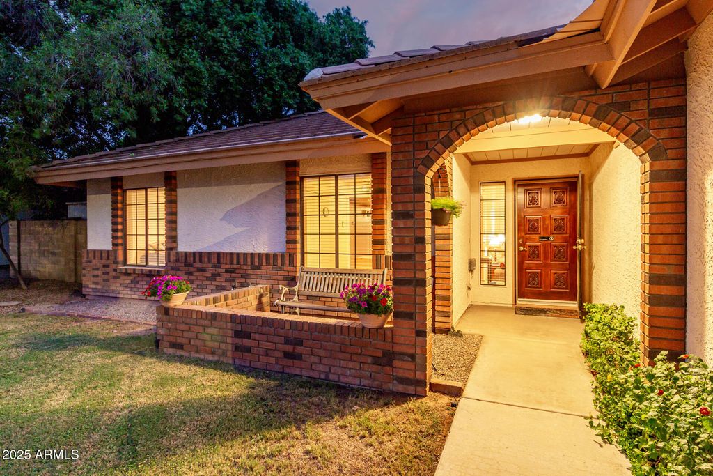 Photo of 1816 E Enrose Street, Mesa, AZ 85203 (MLS # 6932864)