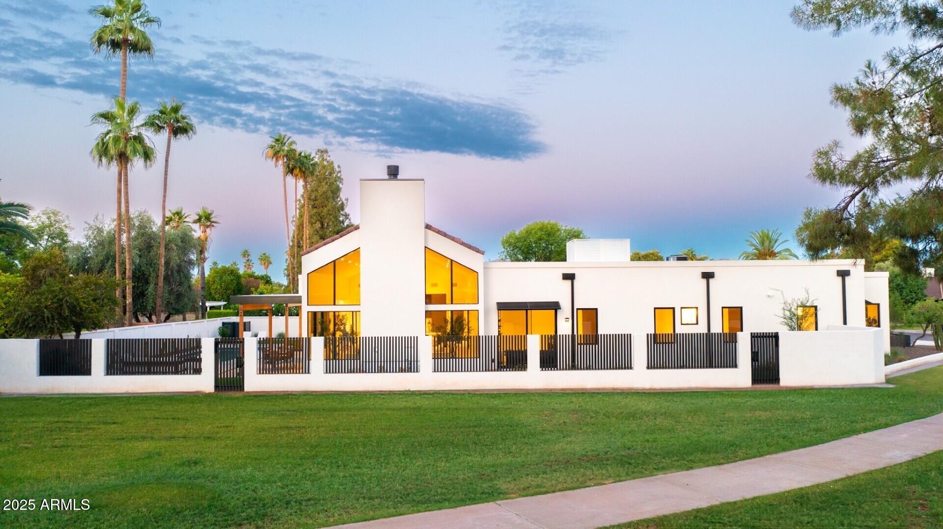 8255 E MORGAN Trail