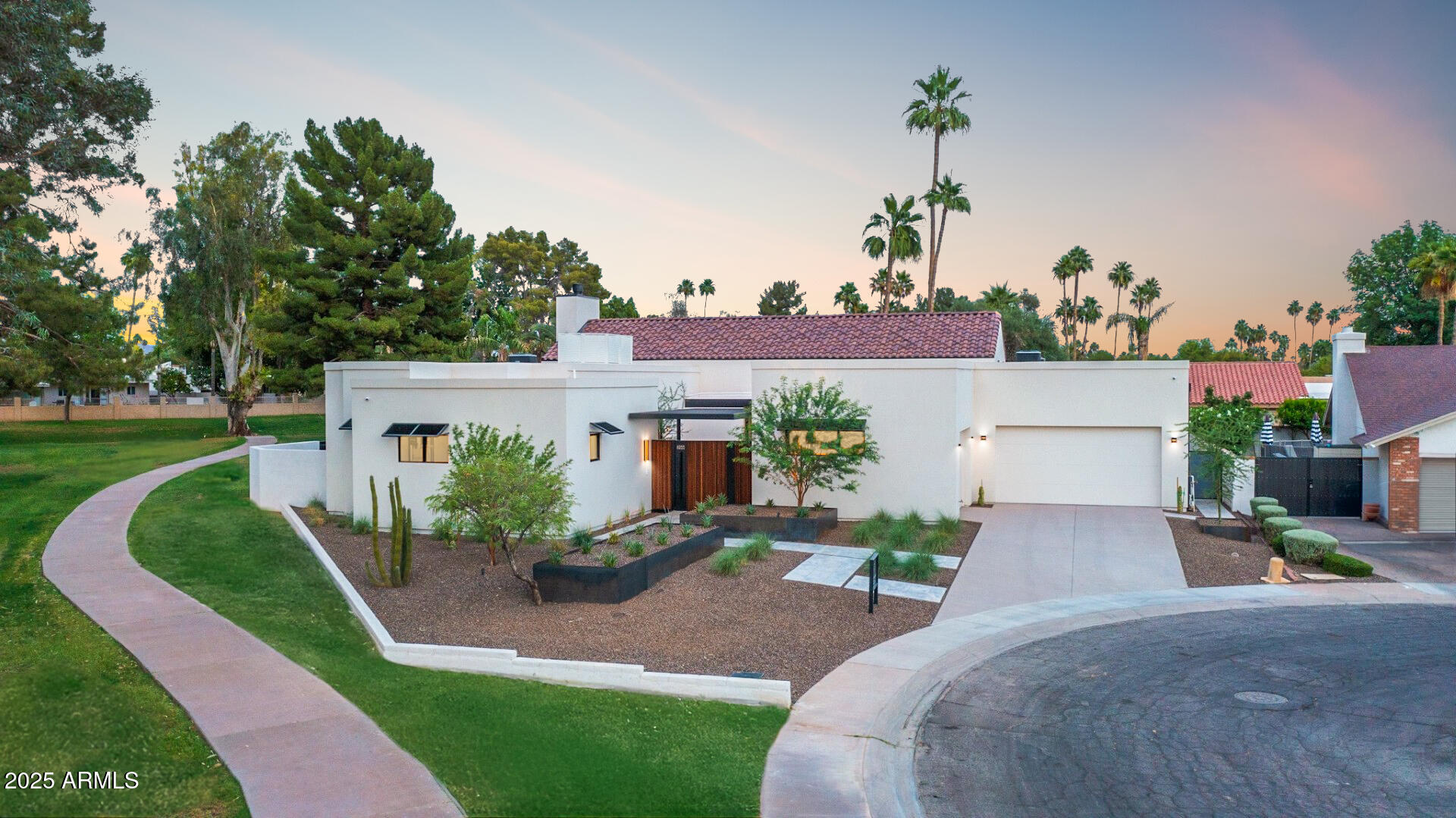 8255 E MORGAN Trail