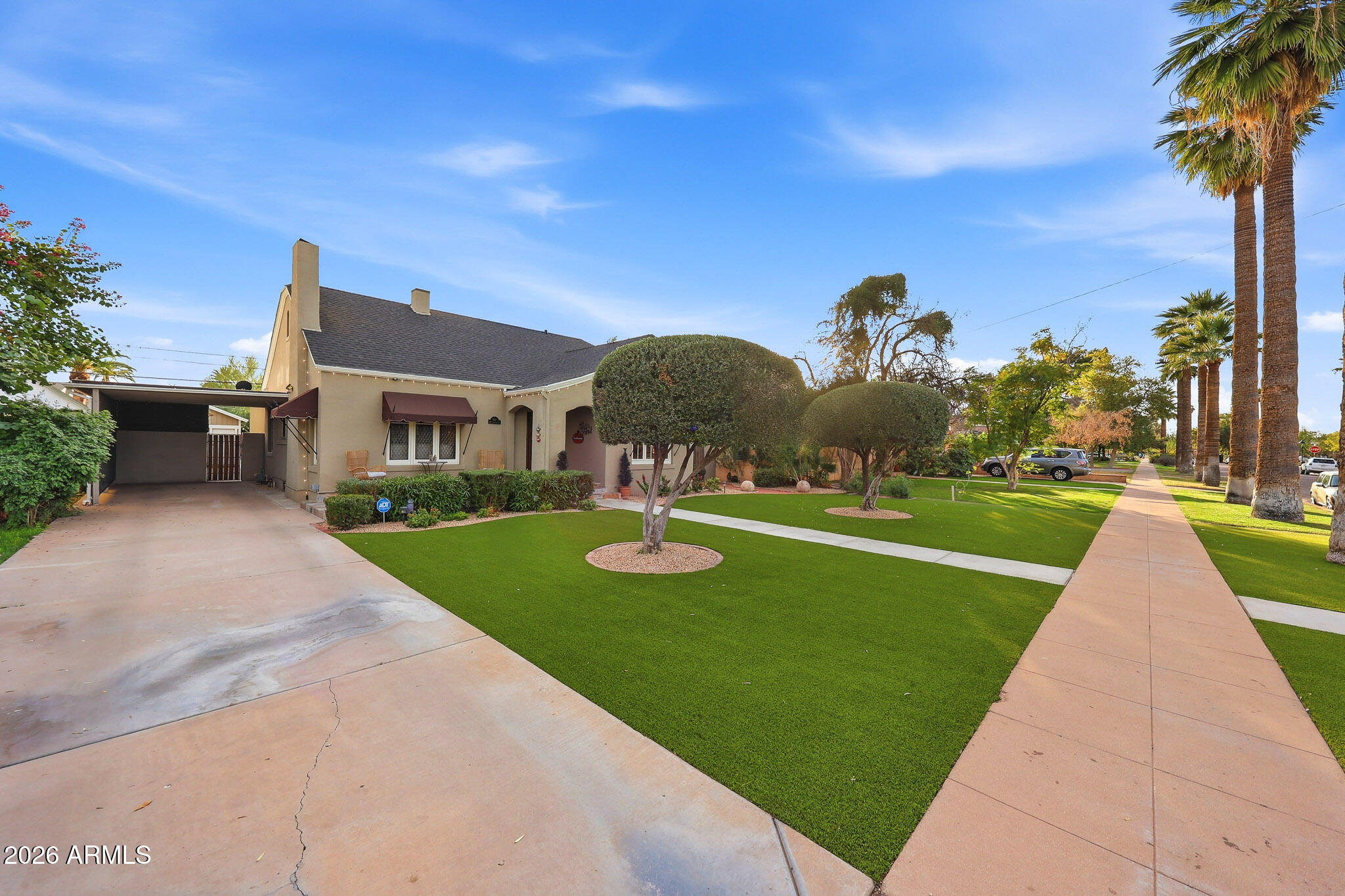 917 W LYNWOOD Street