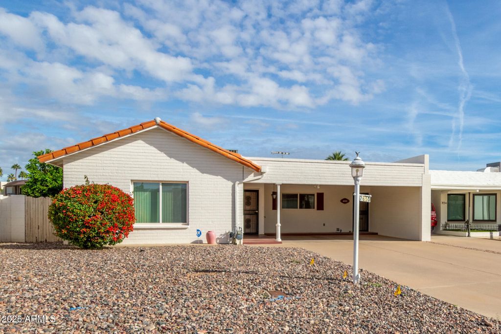 Photo of 7650 E Medlock Drive E, Scottsdale, AZ 85250 (MLS # 6949120)