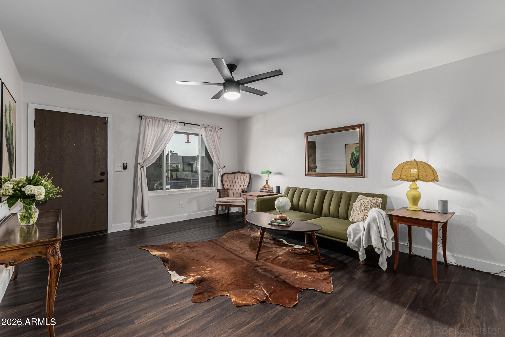 2200 N LOS ALTOS Drive