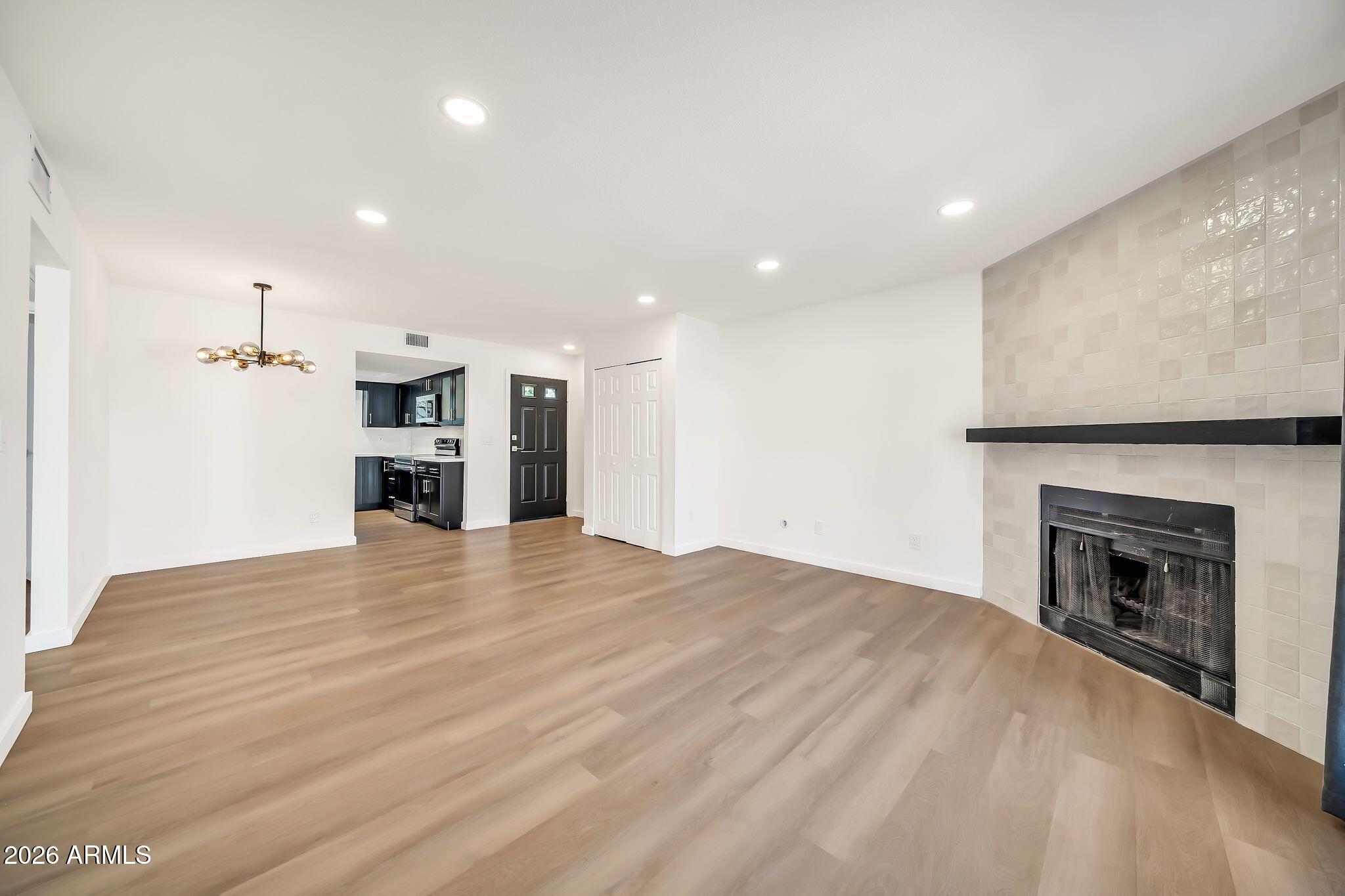 15402 N 28TH Street 117