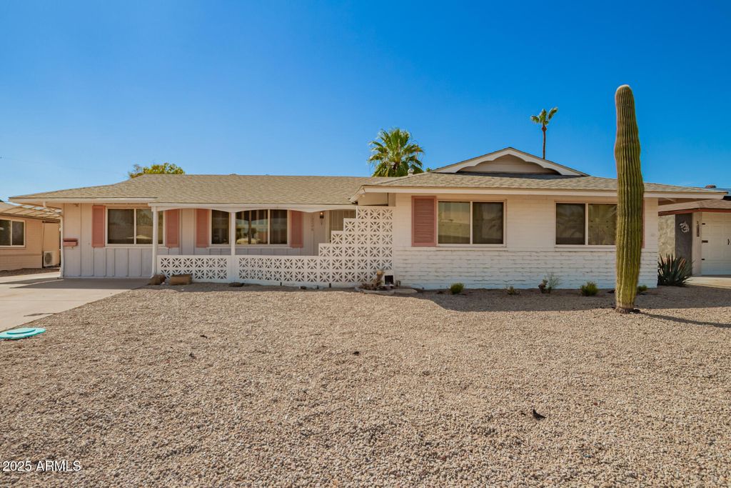 Photo of 12248 N 105th Avenue, Sun City, AZ 85351 (MLS # 6922738)