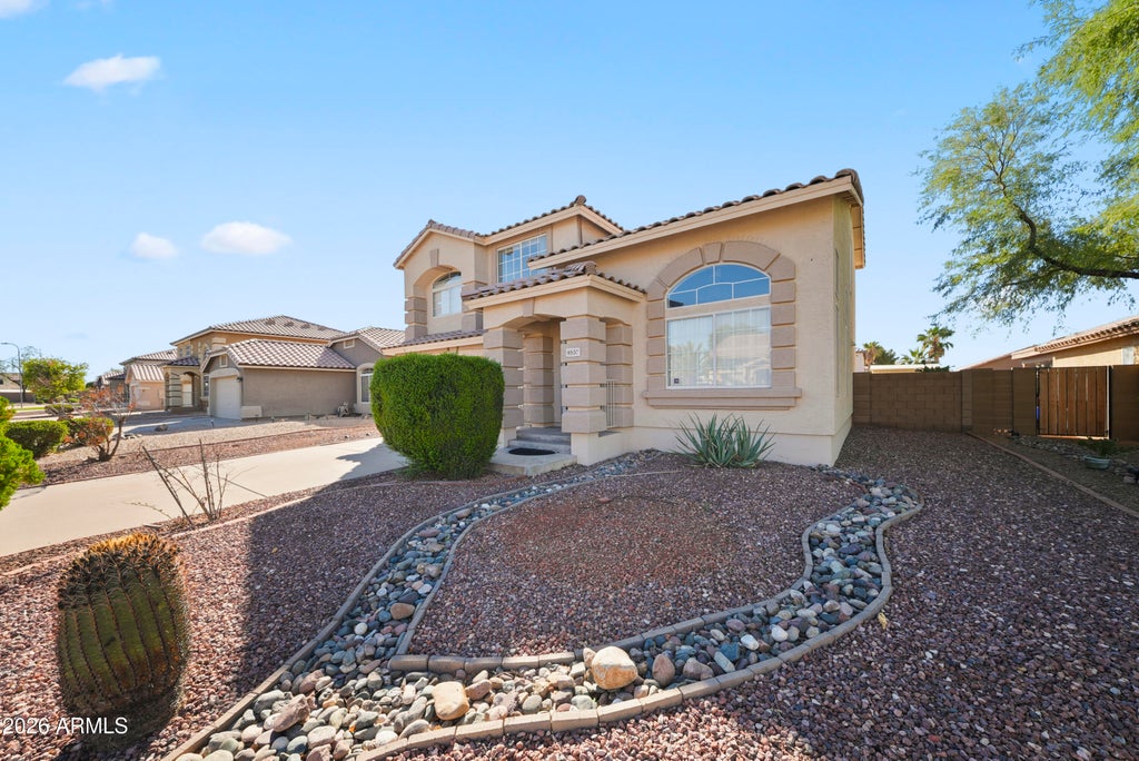 Photo of 9537 W Hatcher Road, Peoria, AZ 85345 (MLS # 7092646)