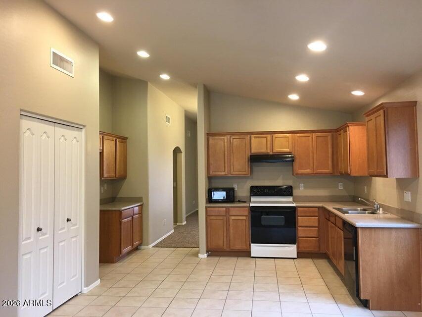 25214 W Clanton Avenue