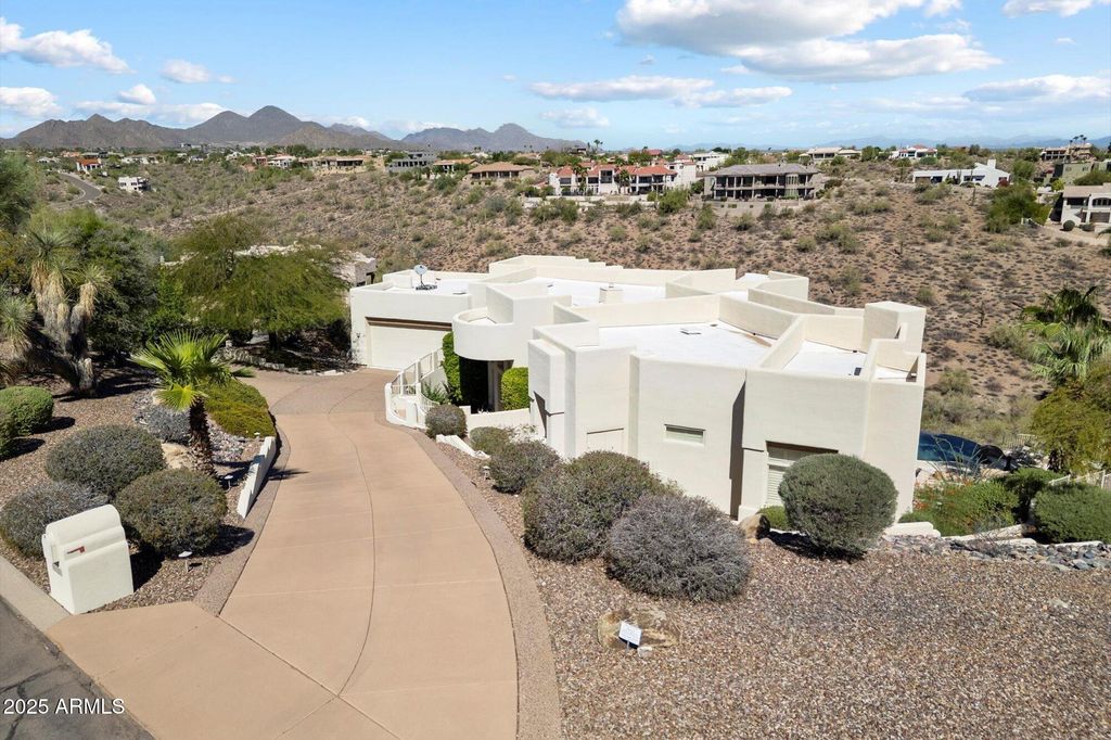Photo of 16530 E Nicklaus Drive, Fountain Hills, AZ 85268 (MLS # 6927432)