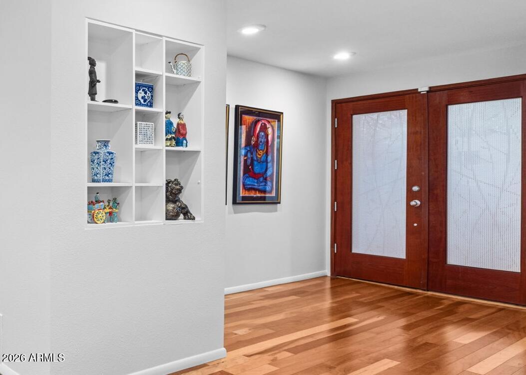 717 E ROYAL PALM Road