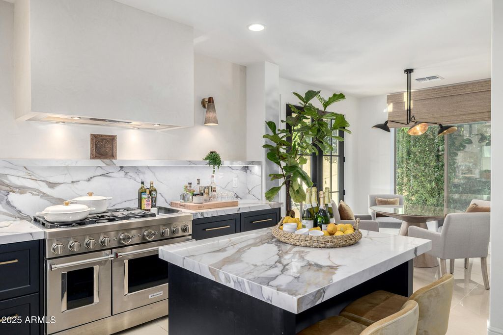 Photo of 377 W Desert Broom Drive, Chandler, AZ 85248 (MLS # 6959866)