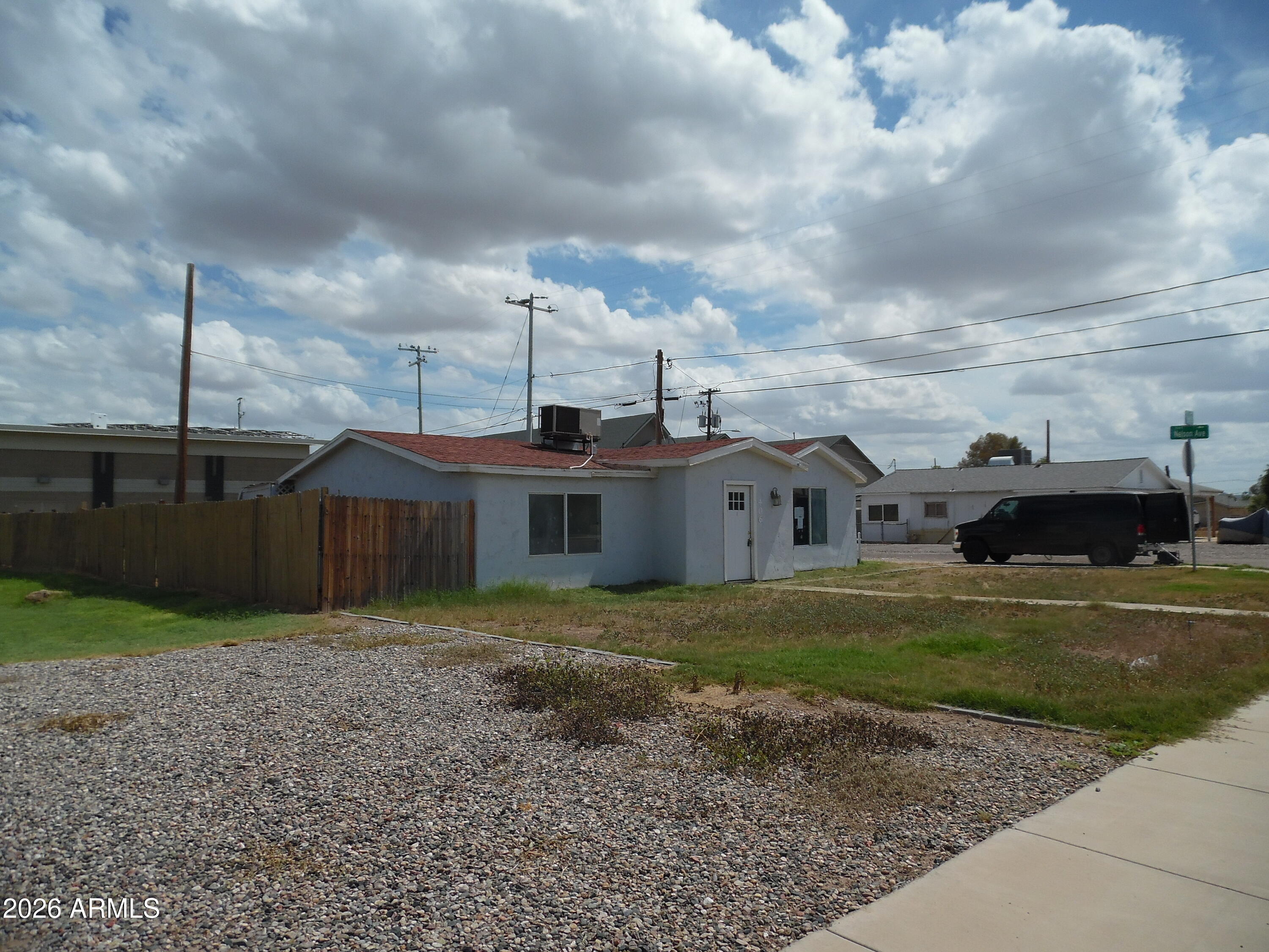 406 N 2ND Street
