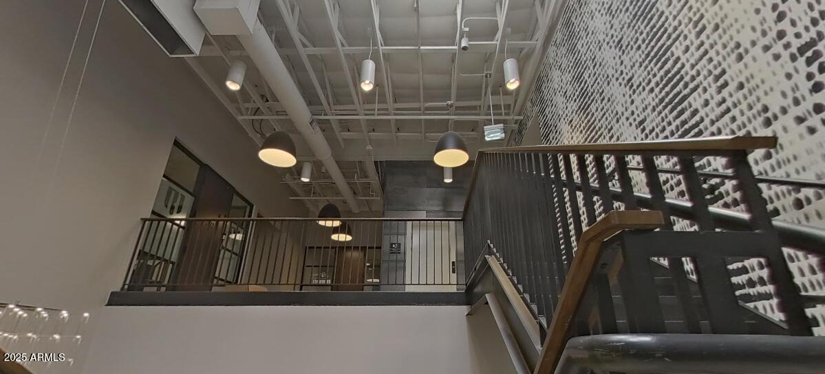 7300 N Vía Paseo Del Sur Way 204-202