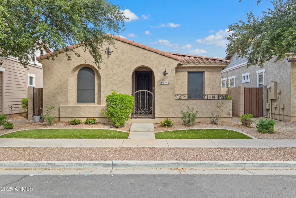 Photo of 3478 E Constitution Drive, Gilbert, AZ 85296 (MLS # 6931309)