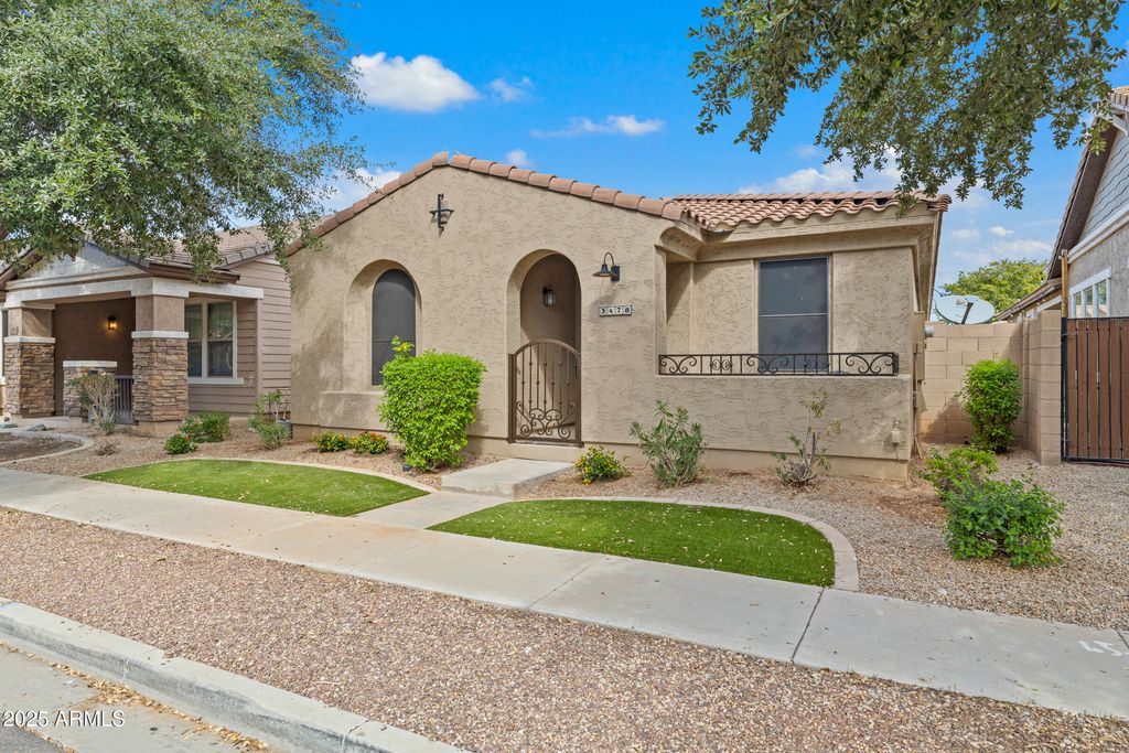 Photo of 3478 E Constitution Drive, Gilbert, AZ 85296 (MLS # 6931309)