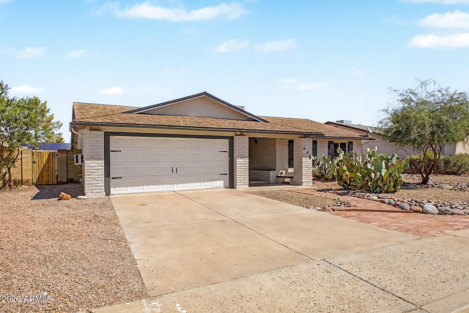 648 W KILAREA Avenue