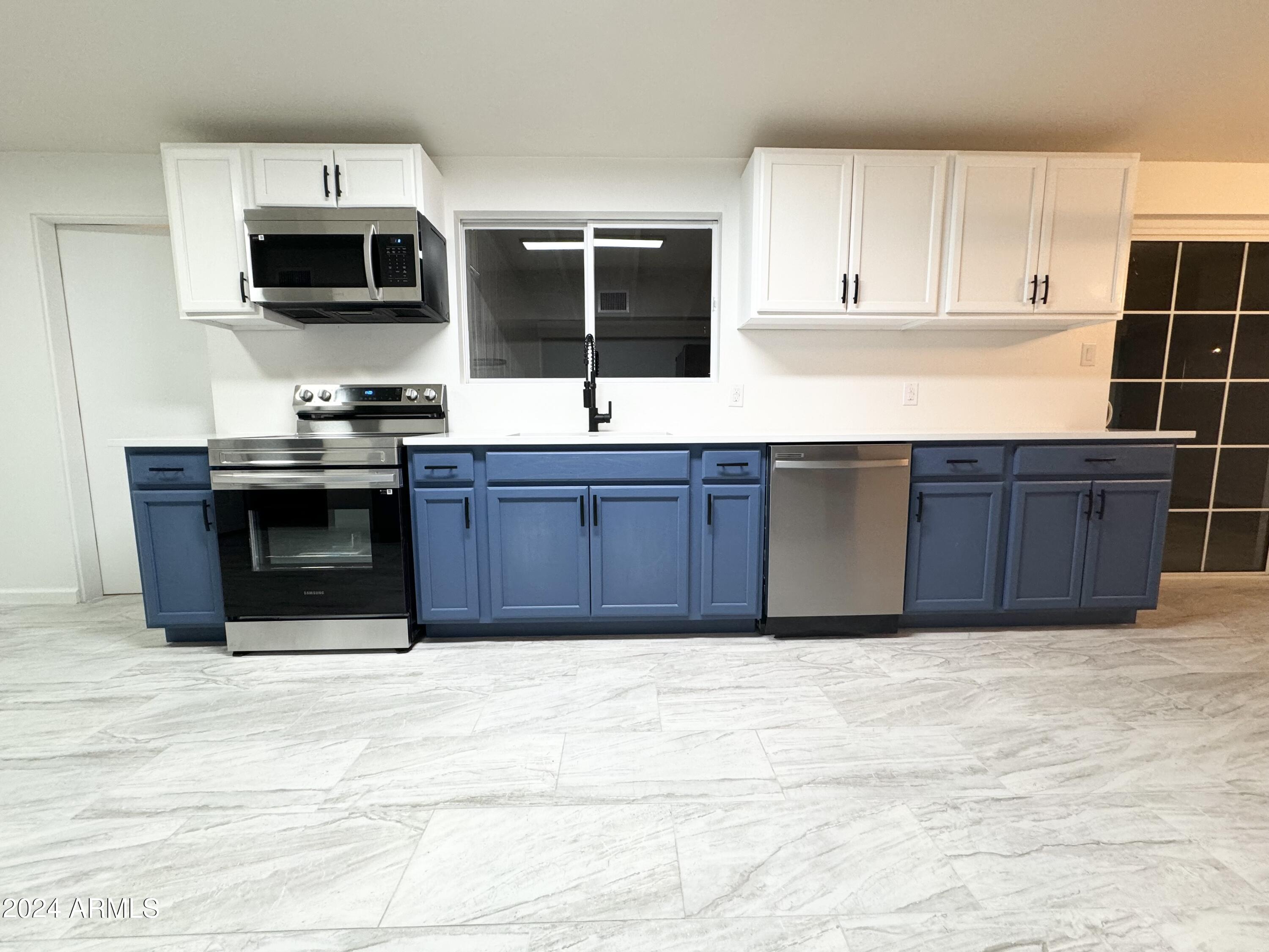 GARDEN CANYON HEIGHTS - Residential