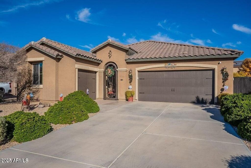 Photo of 16140 W Ameria Road, Goodyear, AZ 85395 (MLS # 6930325)