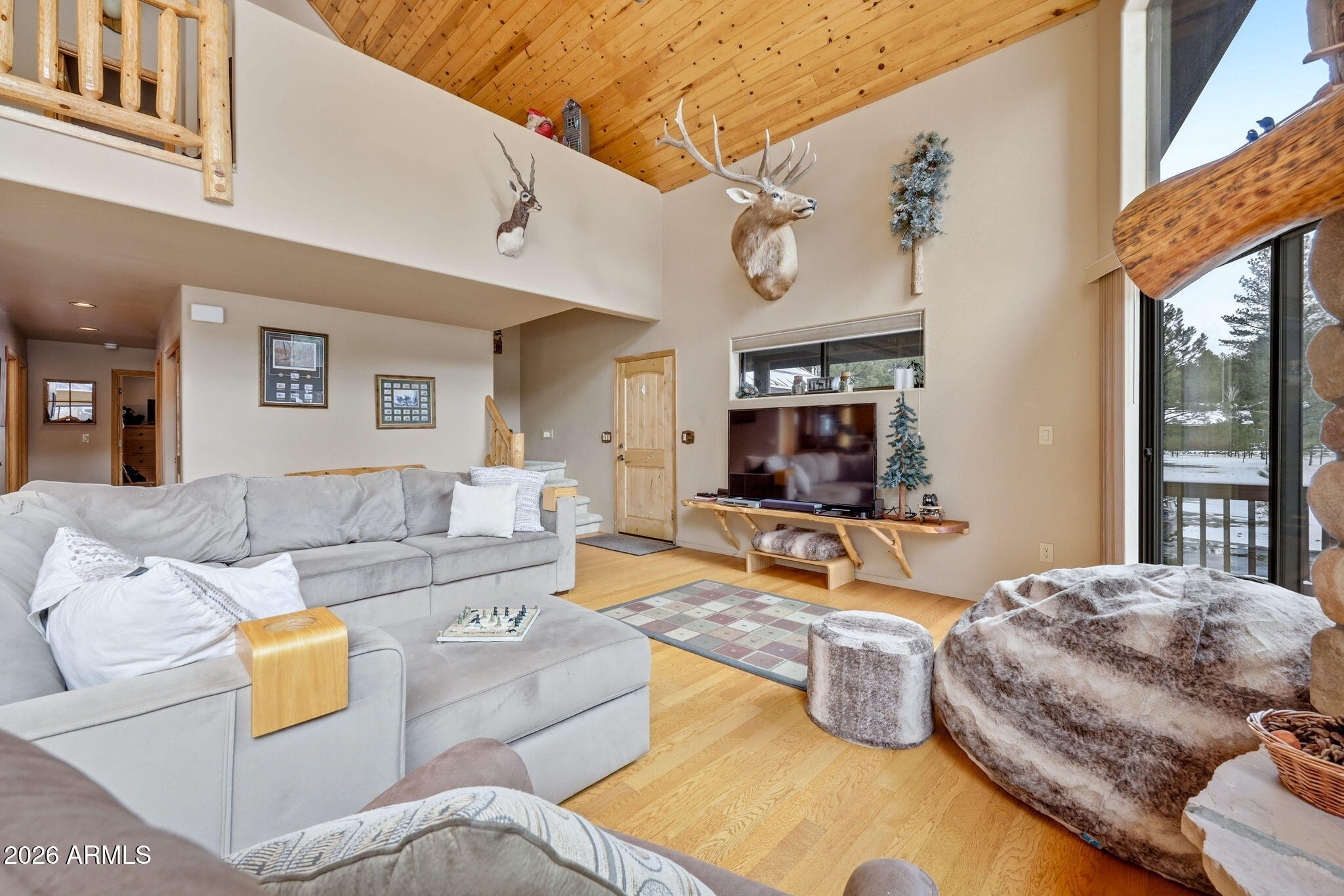 8496 PINE WOOD Drive