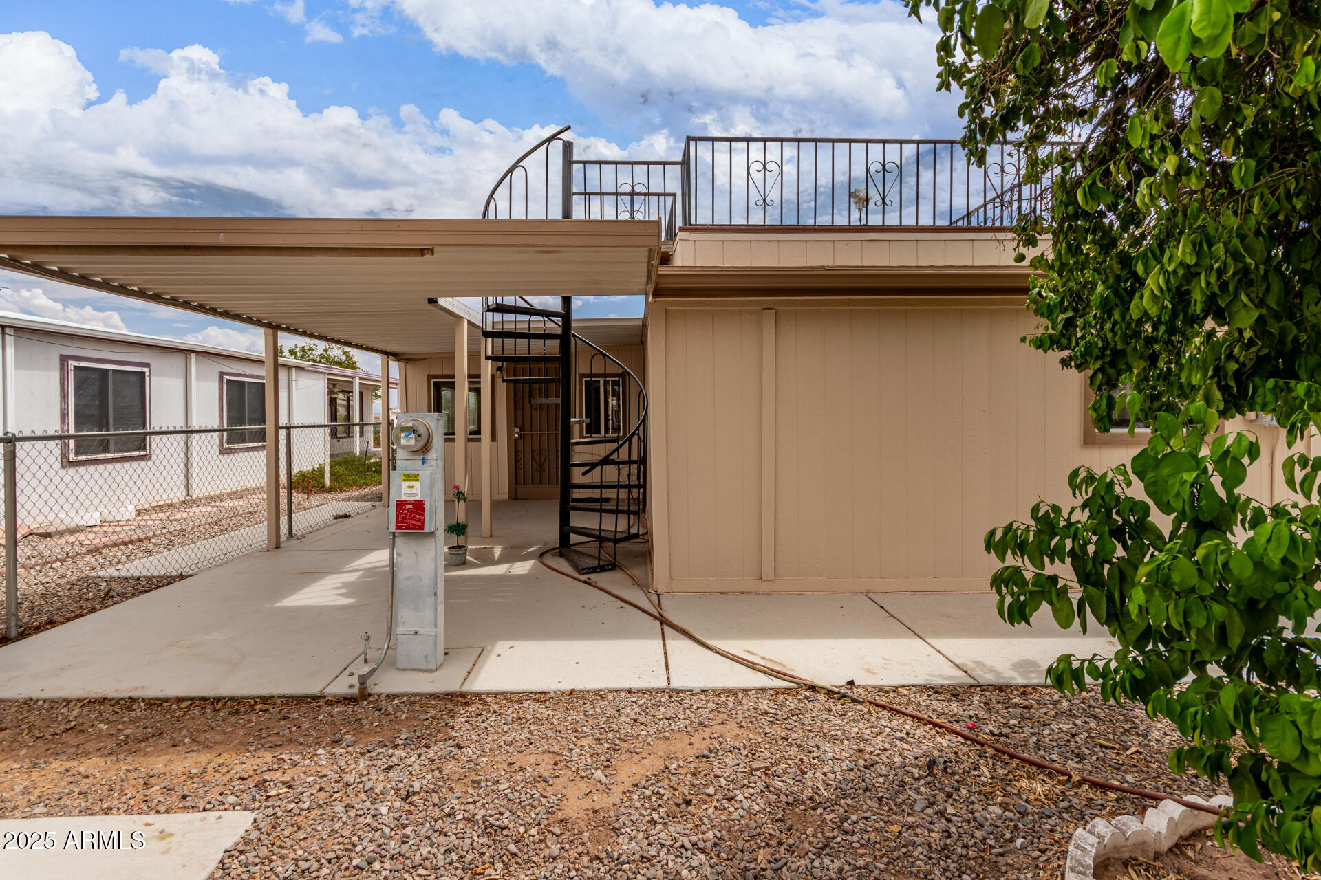FLORENCE GARDENS - Residential