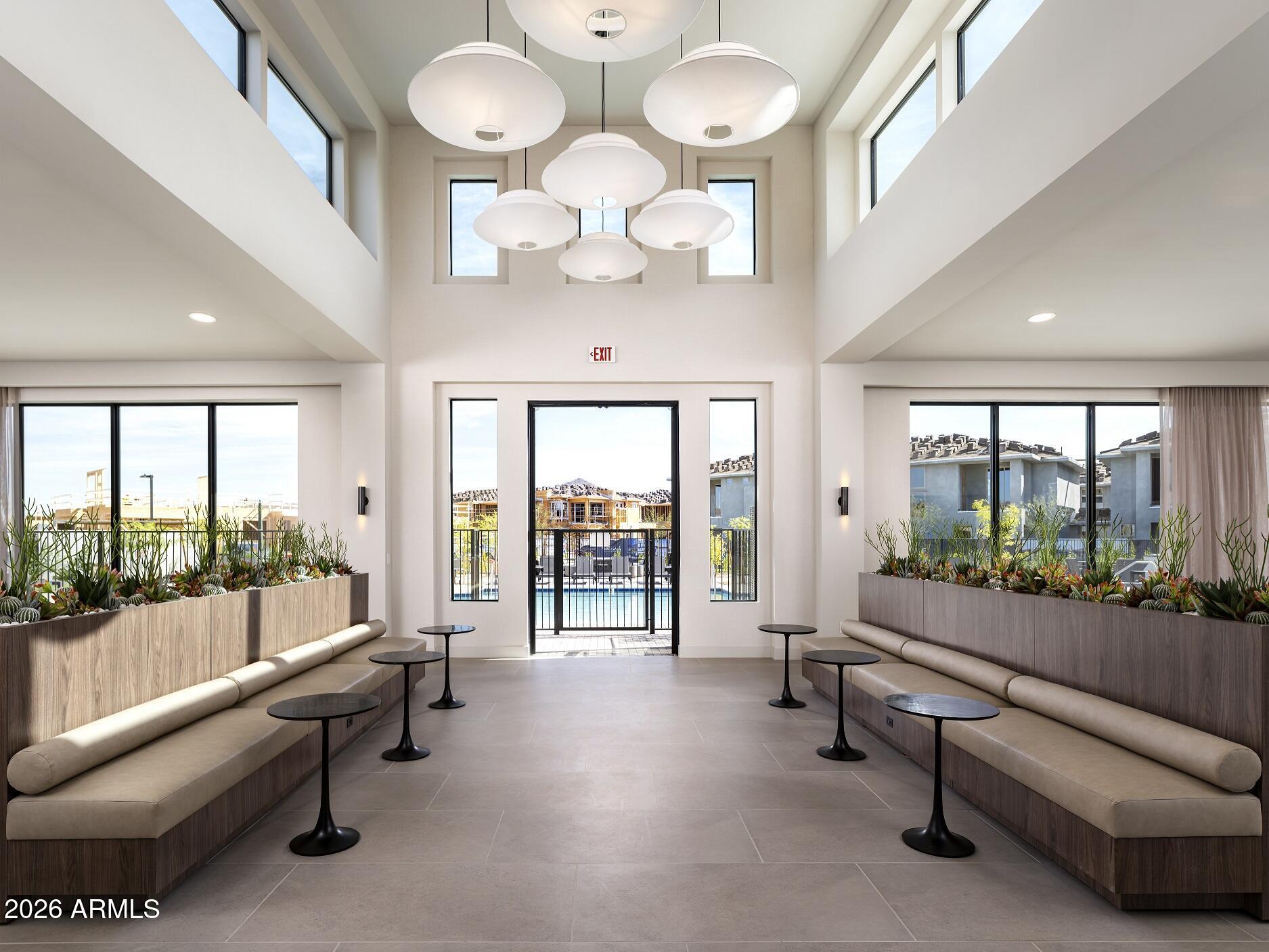 2121 W SONORAN DESERT Drive 162