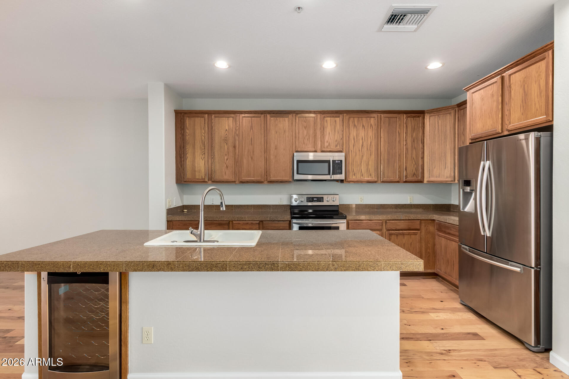 10655 N 9TH Street 213