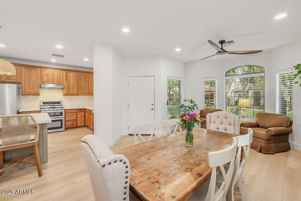 3116 E TAMARISK Street