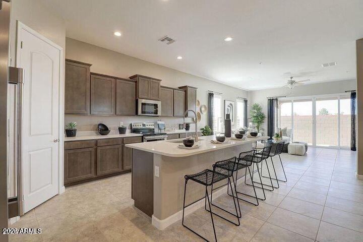 1255 N ARIZONA Avenue 1187