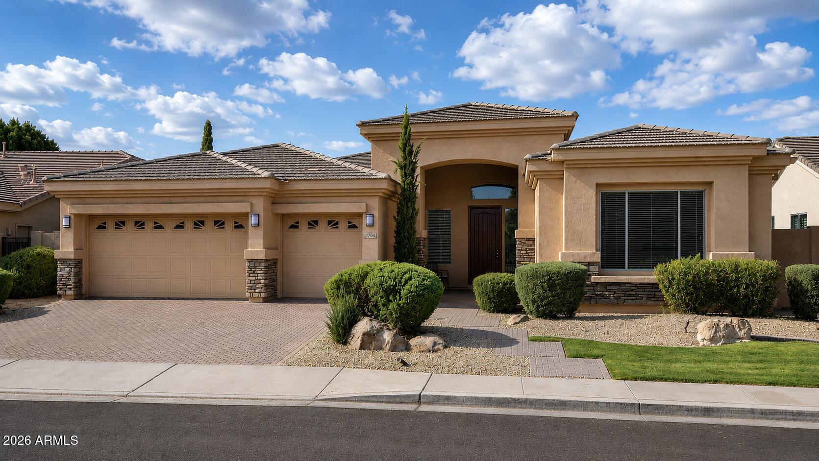 1764 W COCONINO Drive