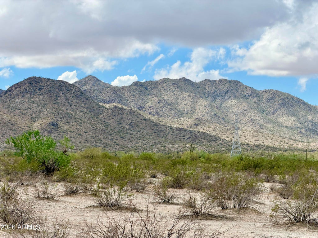 Photo of 0 N Deer Trl Lot E 2.5 Acres #-, Maricopa, AZ 85139 (MLS # 7086463)