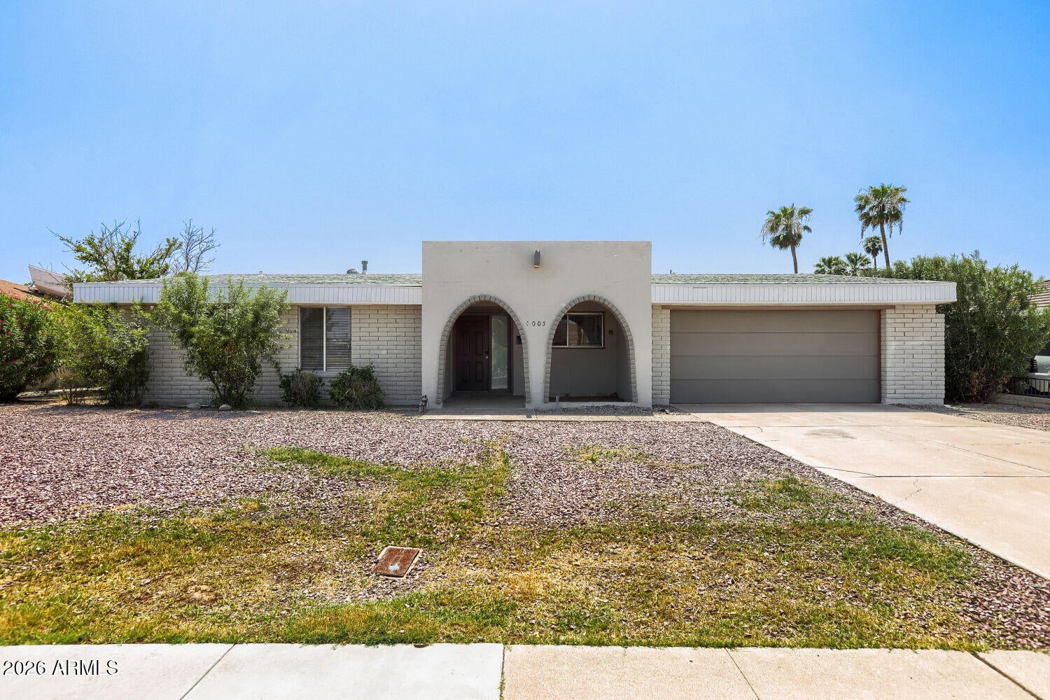 4005 W CAROL Avenue