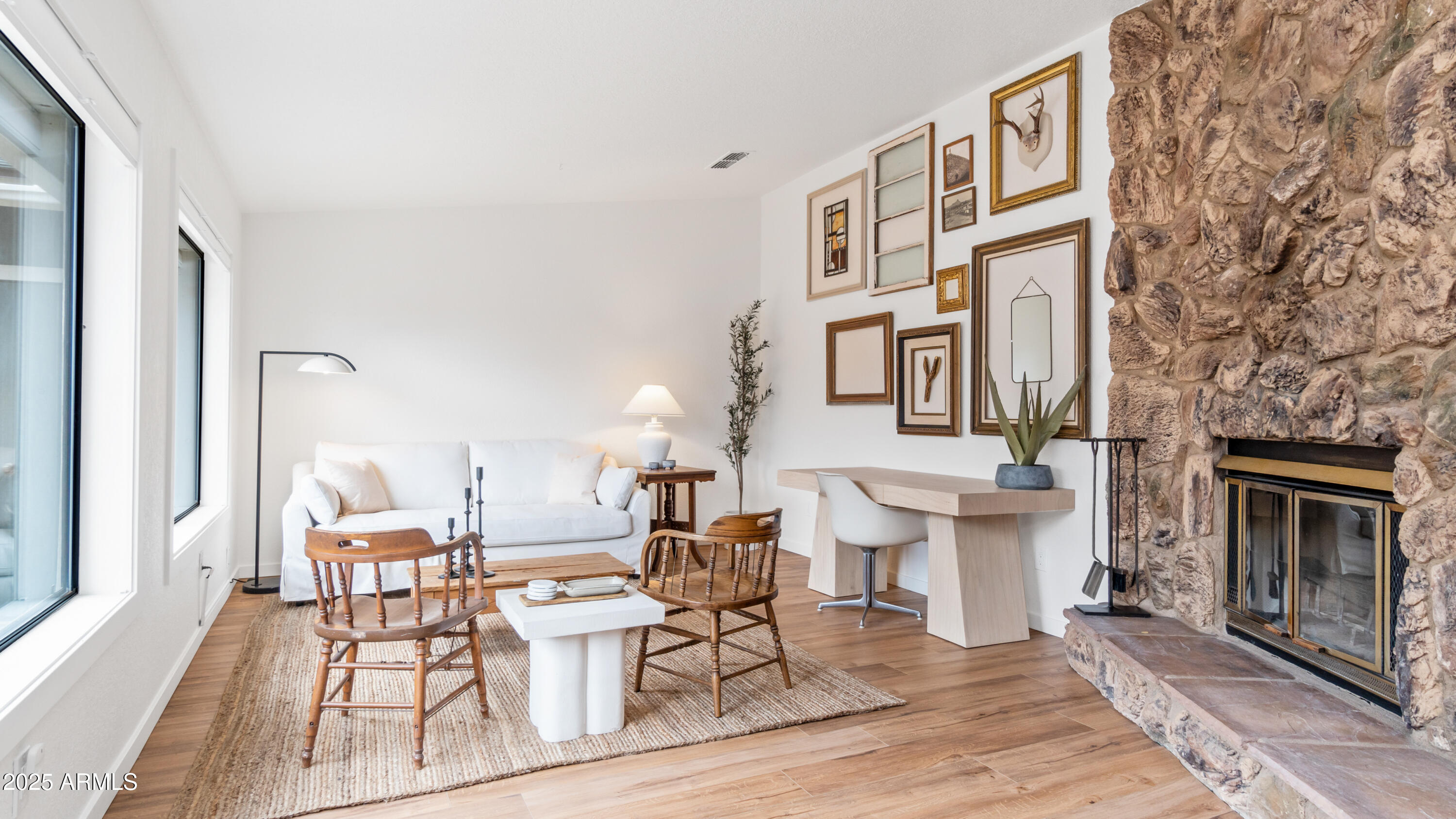 60 GUNSIGHT HILLS Drive