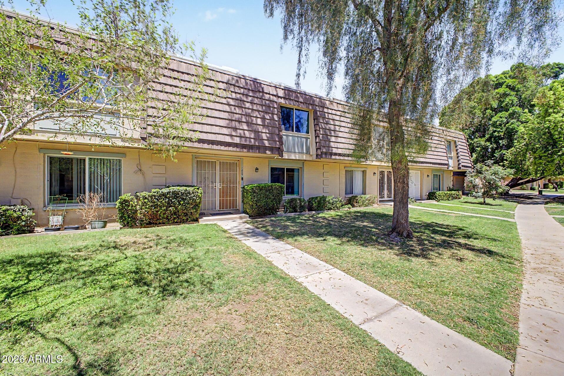 Properties 2 1407 E MALIBU Drive