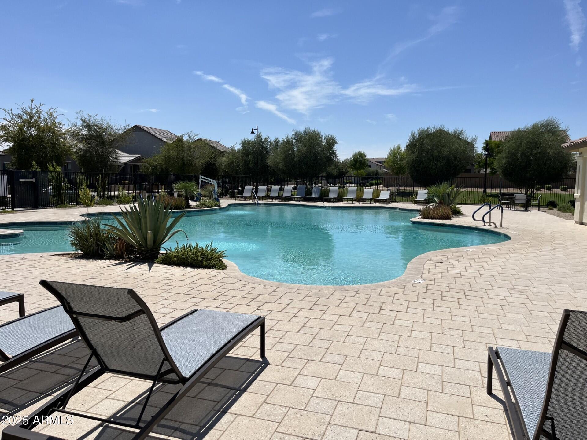 15109 W HADLEY Street