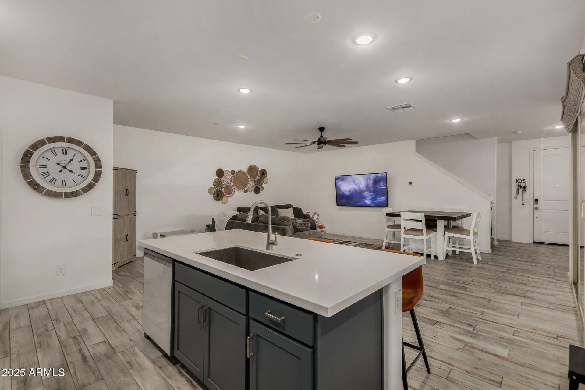 15109 W HADLEY Street