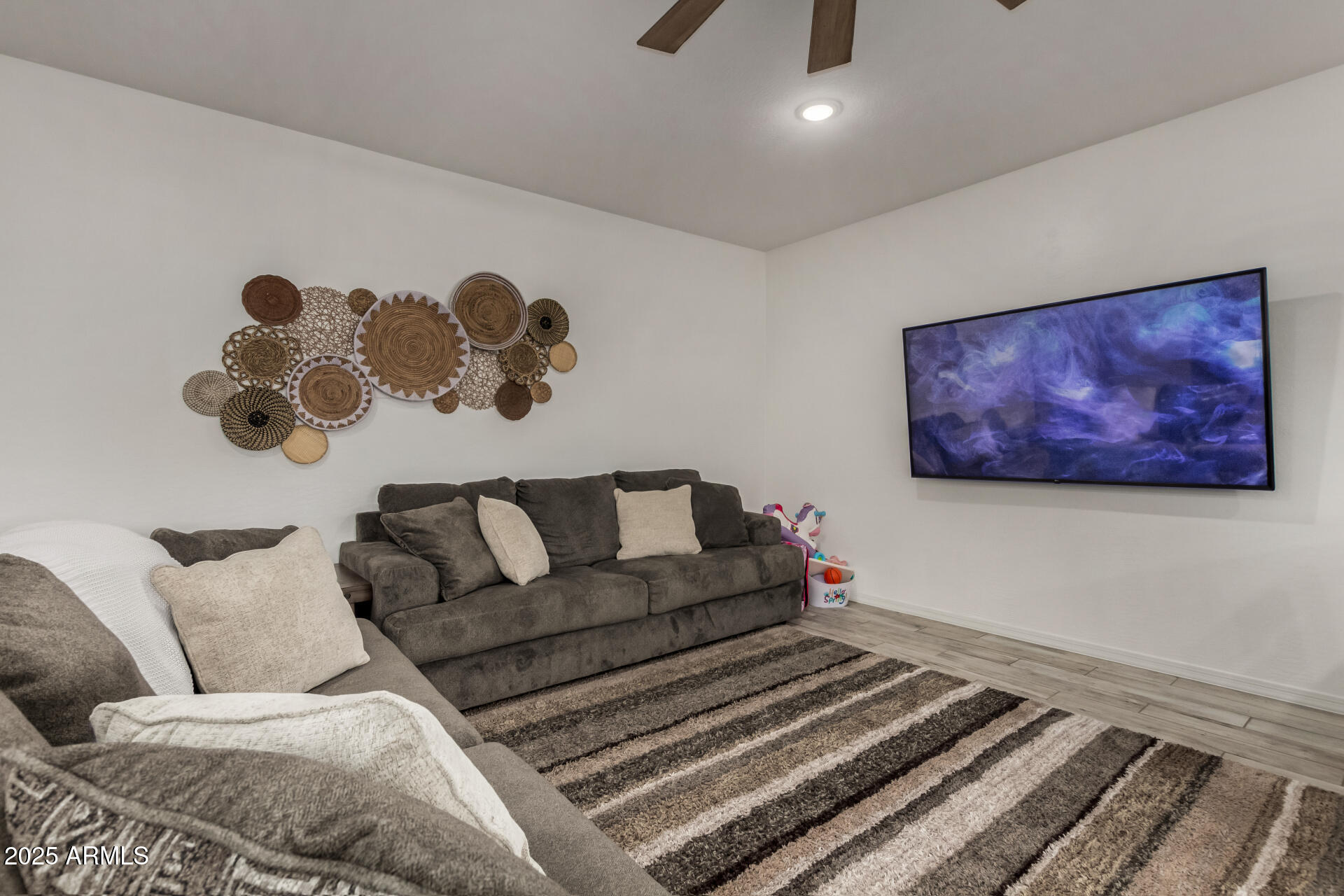 15109 W HADLEY Street