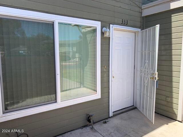 2301 E University Drive Unit 333