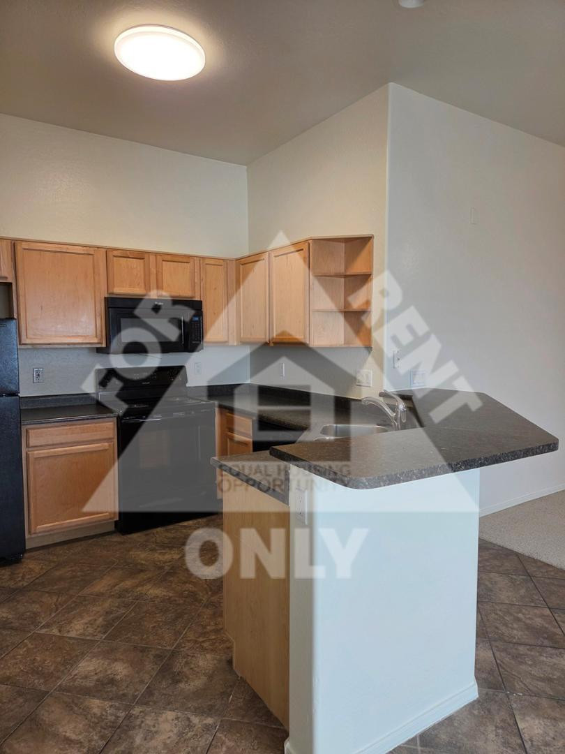 3536 W Hopi Trail