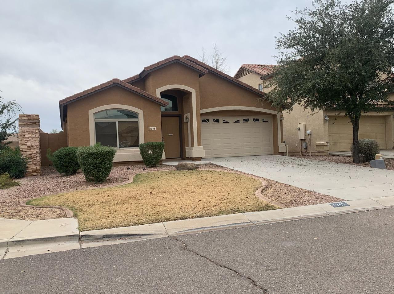 1345 W Corriente Drive