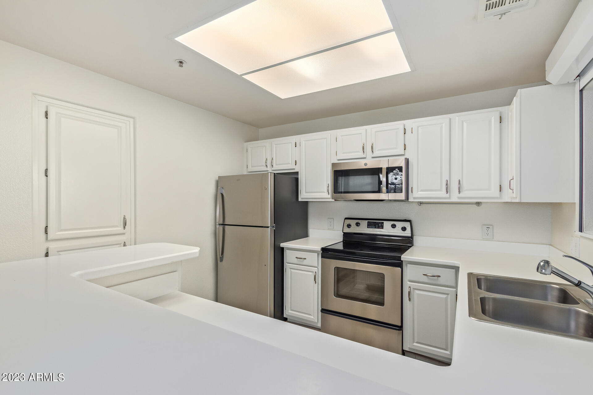 11375 E SAHUARO Drive 2078