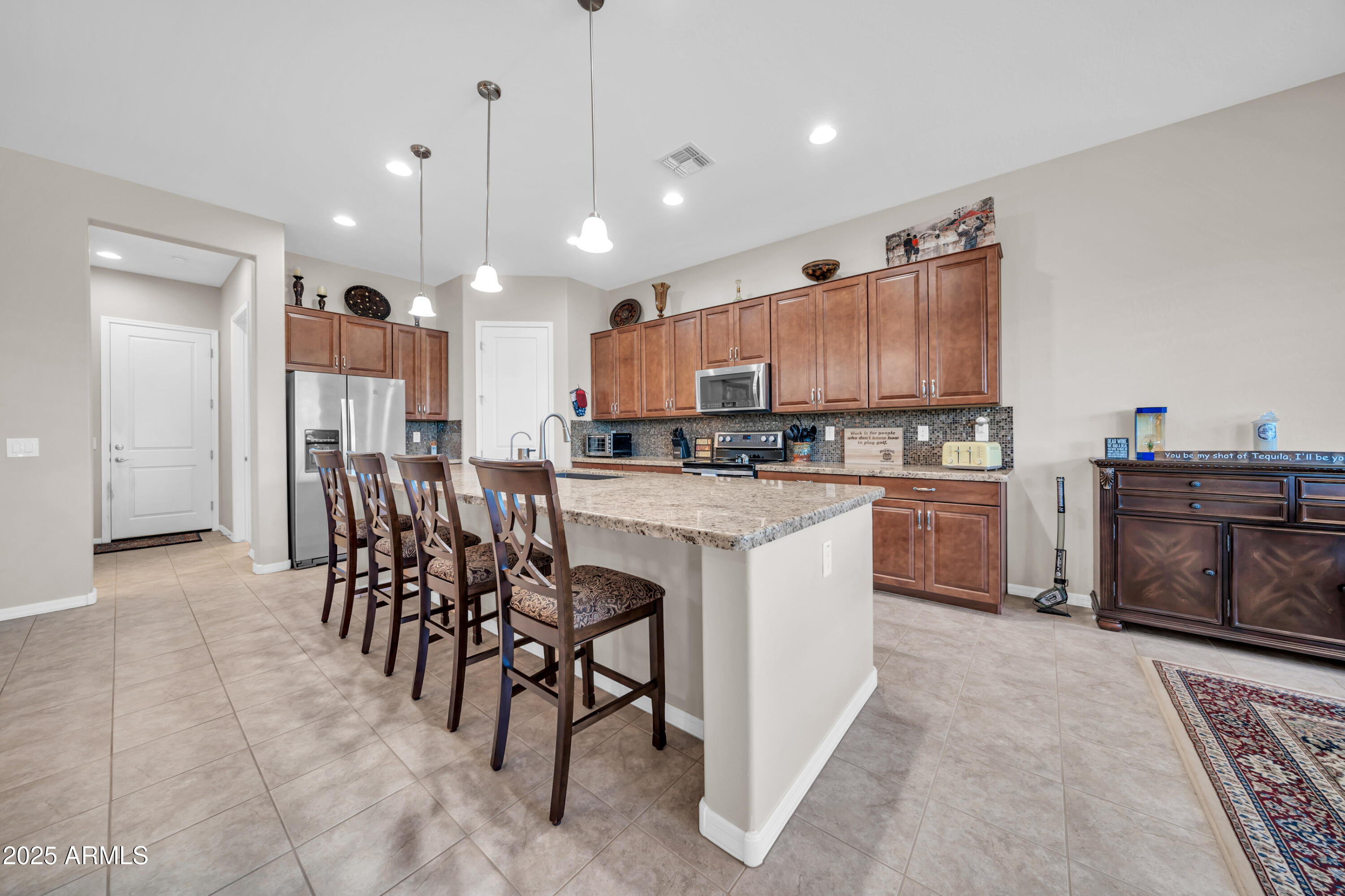 9364 W CASHMAN Drive