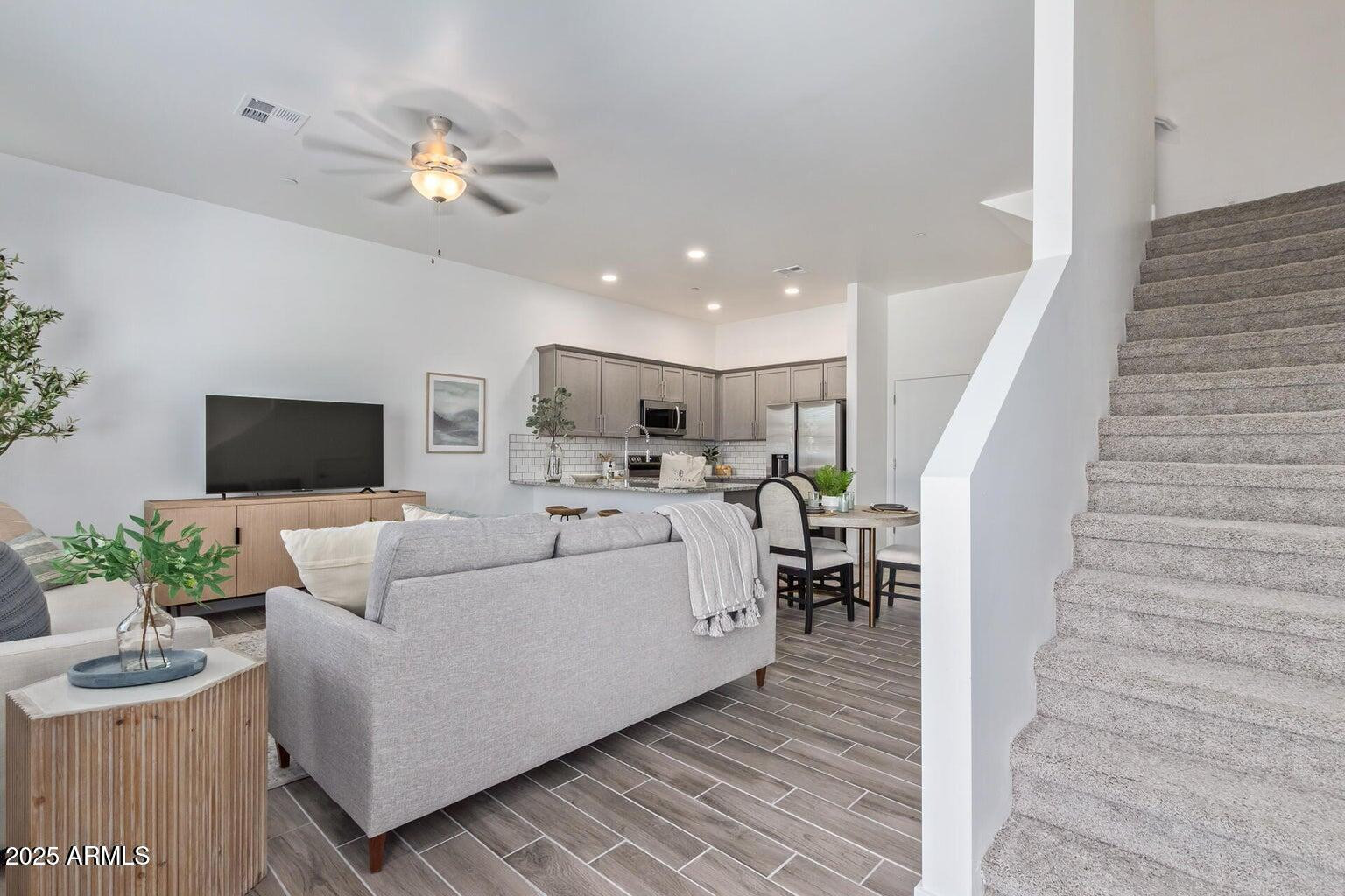 3230 E Thomas Road Unit 124