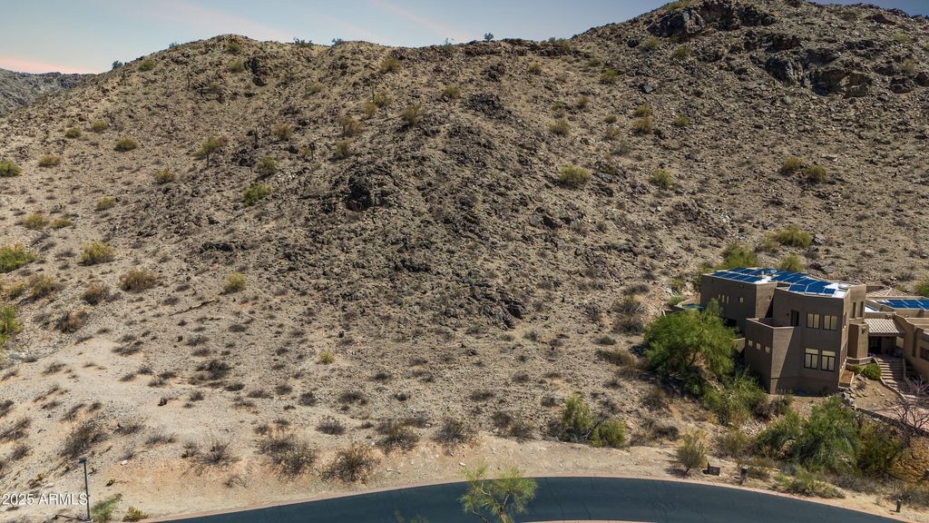 Photo of 13829 S Canyon Drive #33, Phoenix, AZ 85048 (MLS # 6907610)