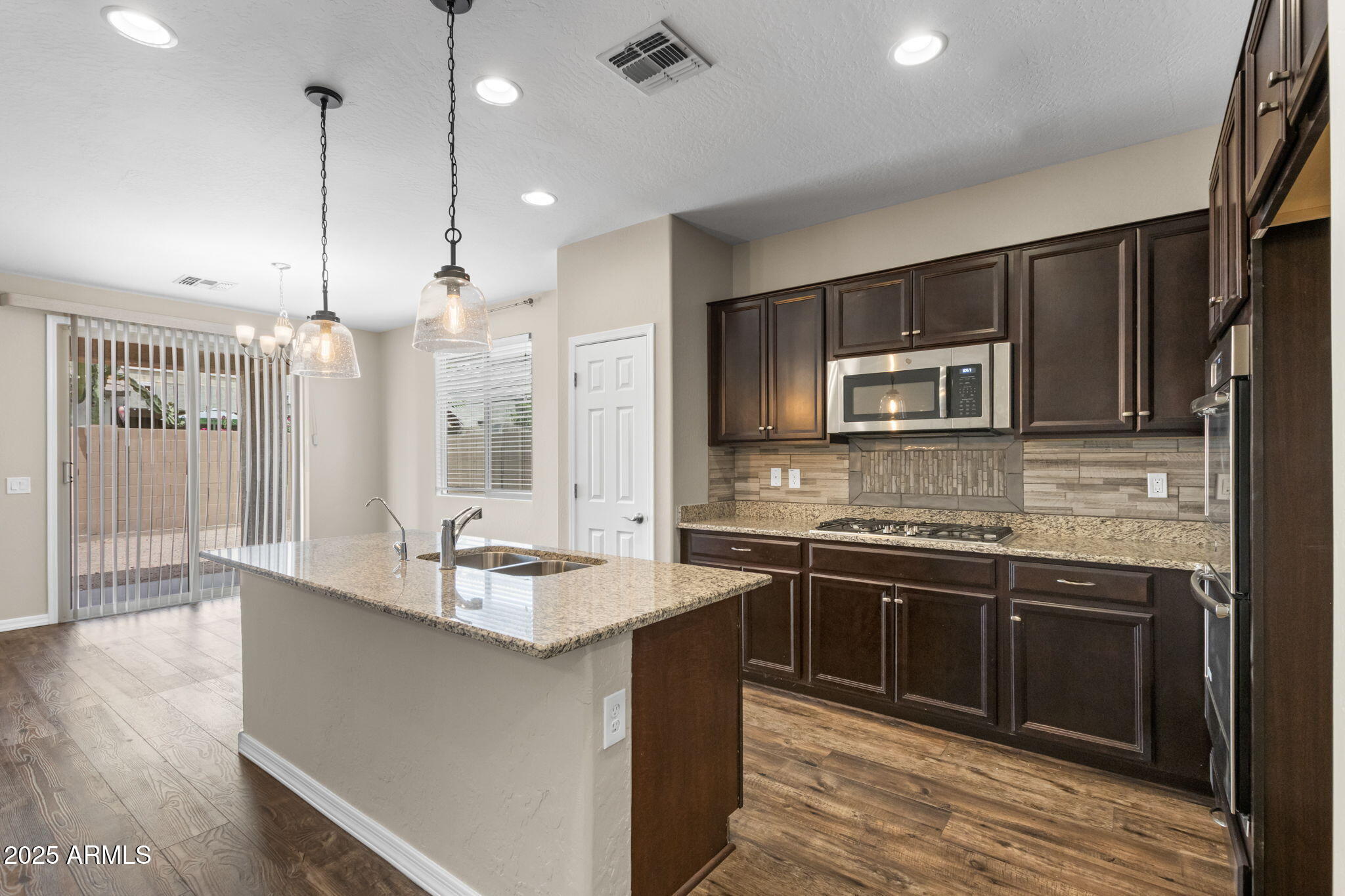 322 N 78TH Place