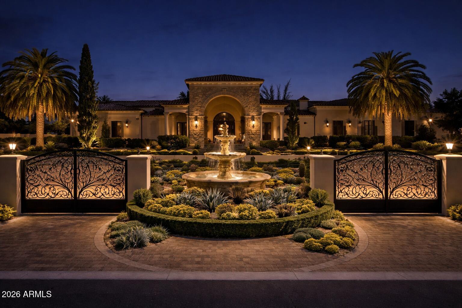 6525 N LOST DUTCHMAN Drive