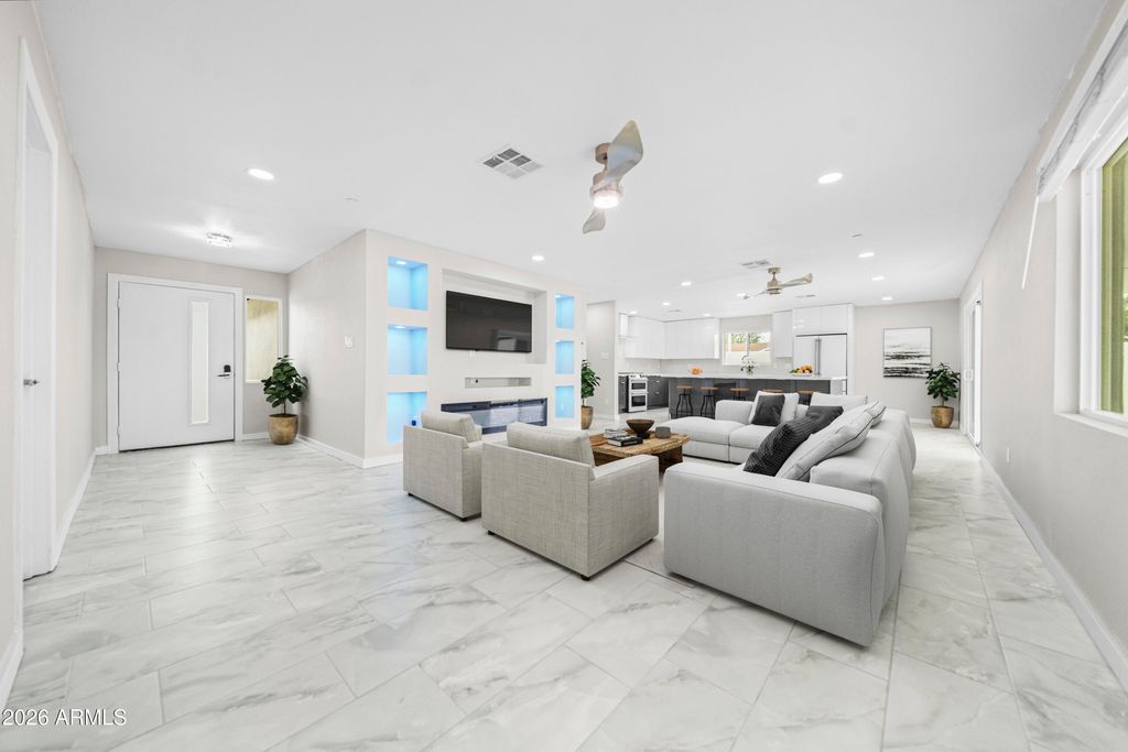 Photo of 8202 E Whitton Avenue, Scottsdale, AZ 85251 (MLS # 6971747)