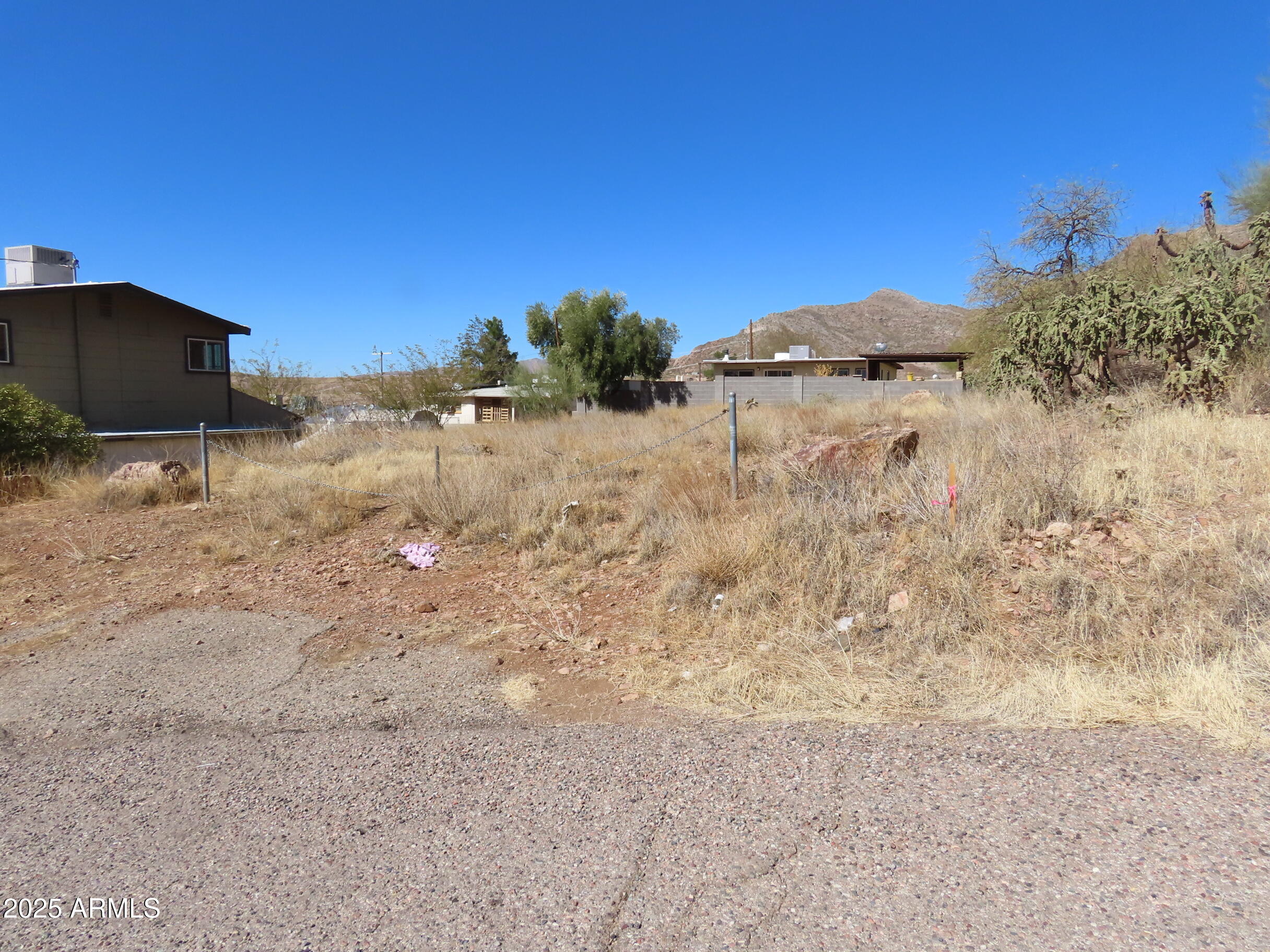 0 W 200 bllk Gibbs Street 74